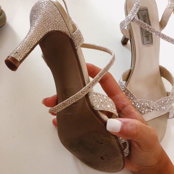 heels - Picture 2 of 2